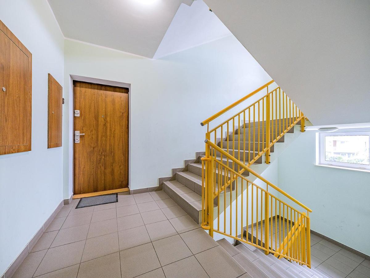 Apartament Z Balkonem I Bezplatnym Parkingiem Gdańsk Exterior foto